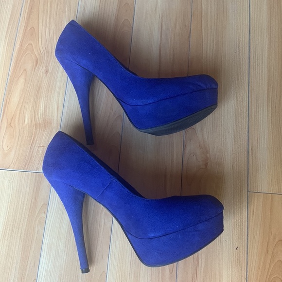 Blue heels - Picture 5 of 5